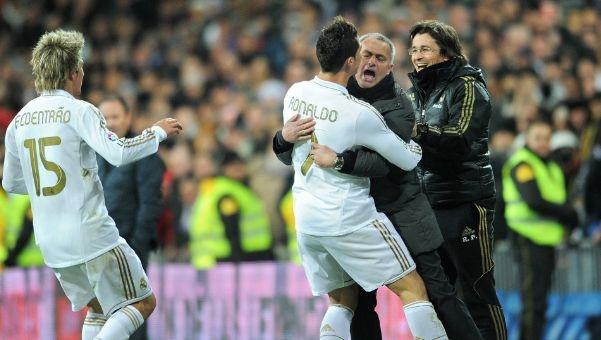 世界杯预选赛爆大冷，豪门惨败震惊全球