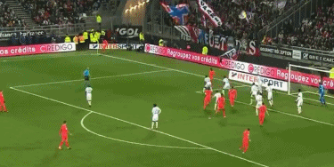 百分百命中砍14+7！徐昕打脸杜锋，赛后采访话里有话，还能回广东吗