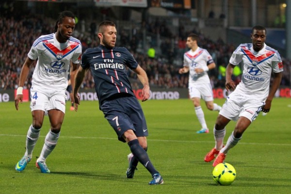 复出传射建功，内马尔率领桑托斯逃离降级区