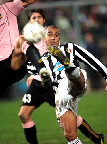 第41圈，诺里斯进站做出二停，维斯塔潘超越皮亚斯特里升至第1。