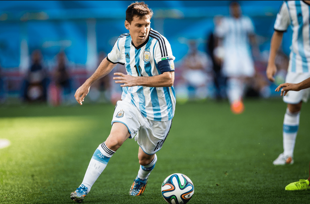 邮报：红军签伊萨克将创英国转会费纪录，但要纽卡签下替代者