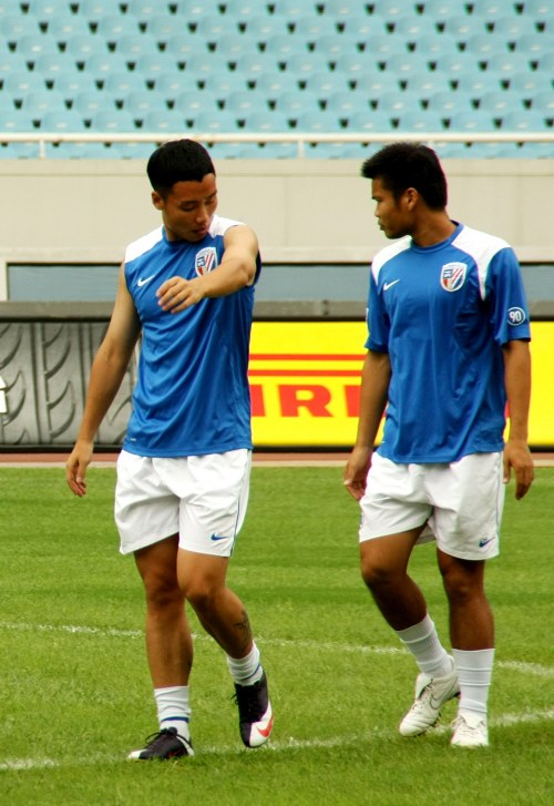 巴萨迎战贝蒂斯！五连胜后的关键一战，领头羊能否延续辉煌？