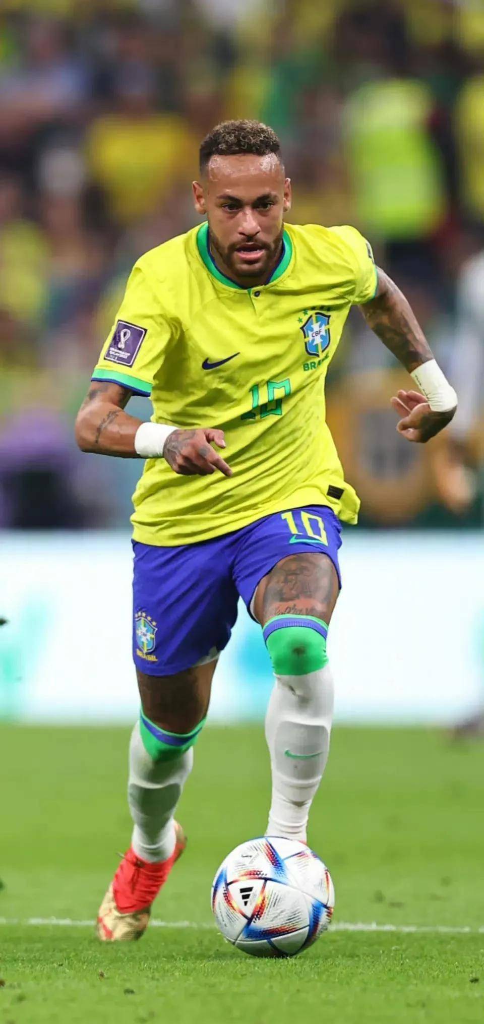 周六意甲焦点战：维罗纳迎战亚特兰大，保级压力与欧战野心的激烈碰撞！