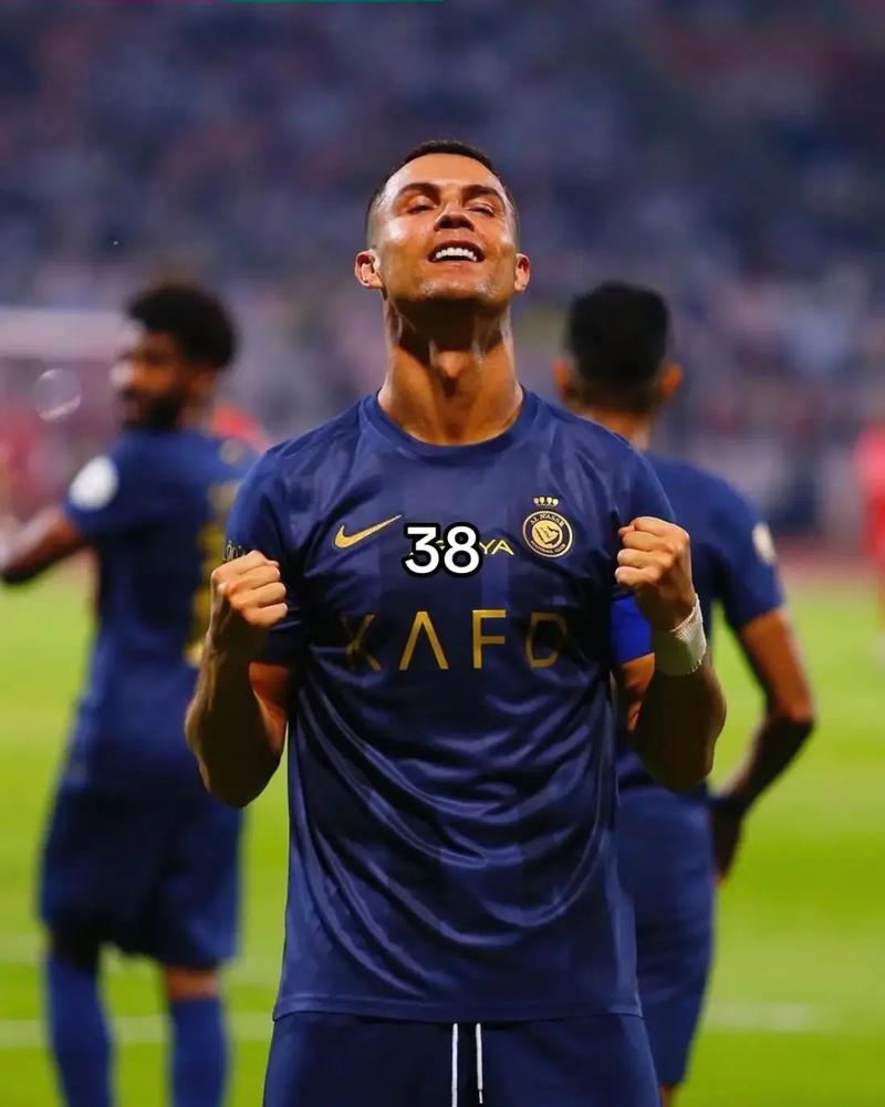 大连英博队迎来队史第100场比赛